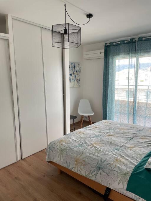 Rare ! Spacieux T3 En Roof-Top Au Barachois - 2 Ch Climatisees - 6 Couchages - Proche Aeroport Saint-Denis Luaran gambar